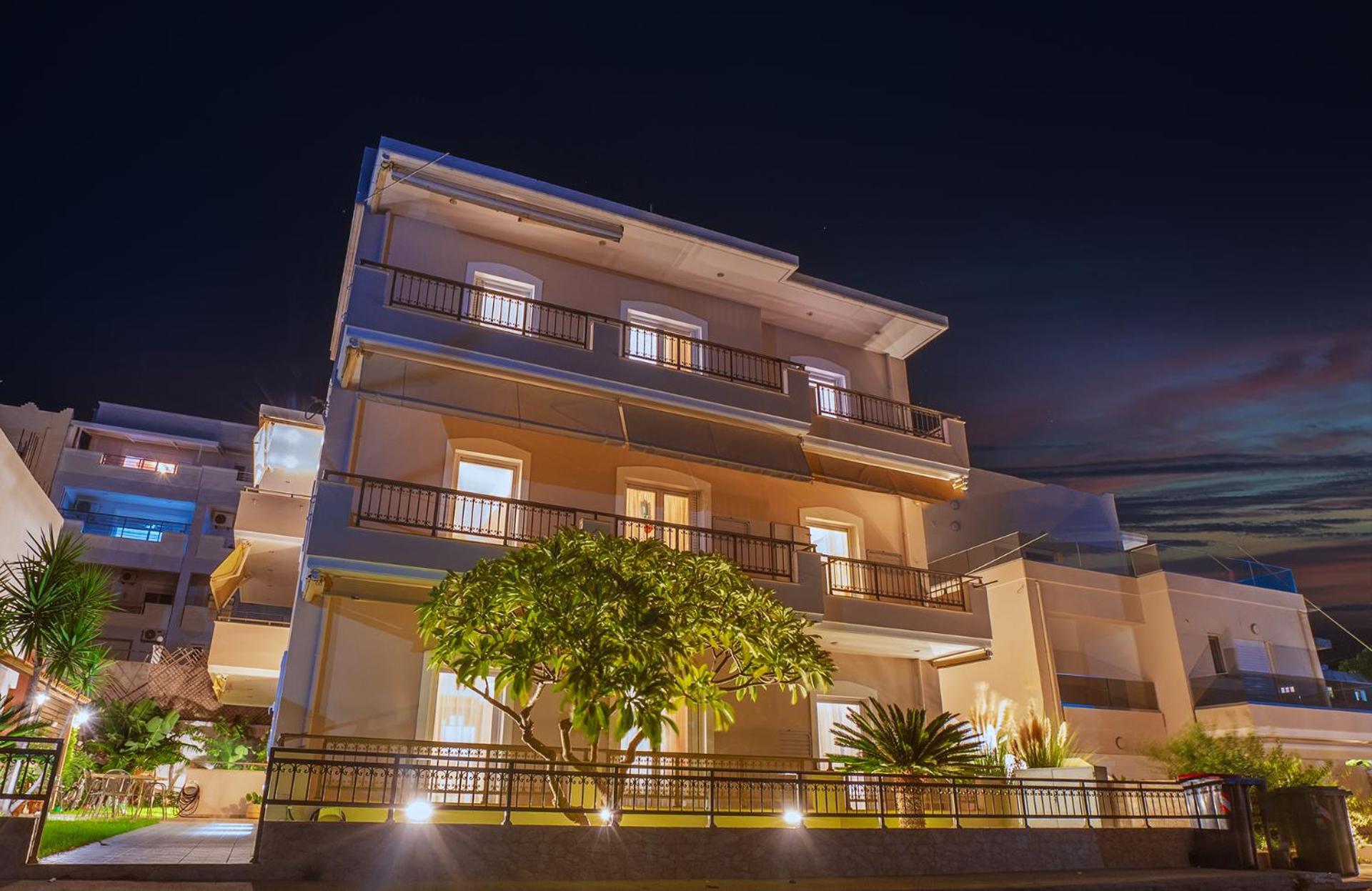Vakakis-Me Apartments Palaiochora Bagian luar foto
