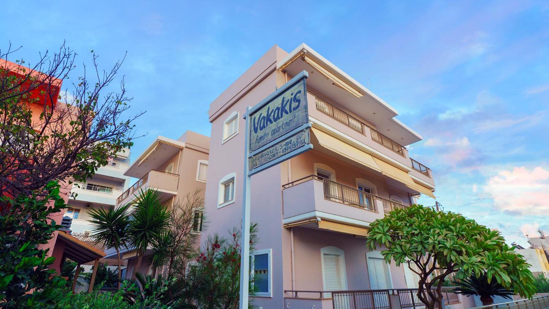 Vakakis-Me Apartments Palaiochora Bagian luar foto