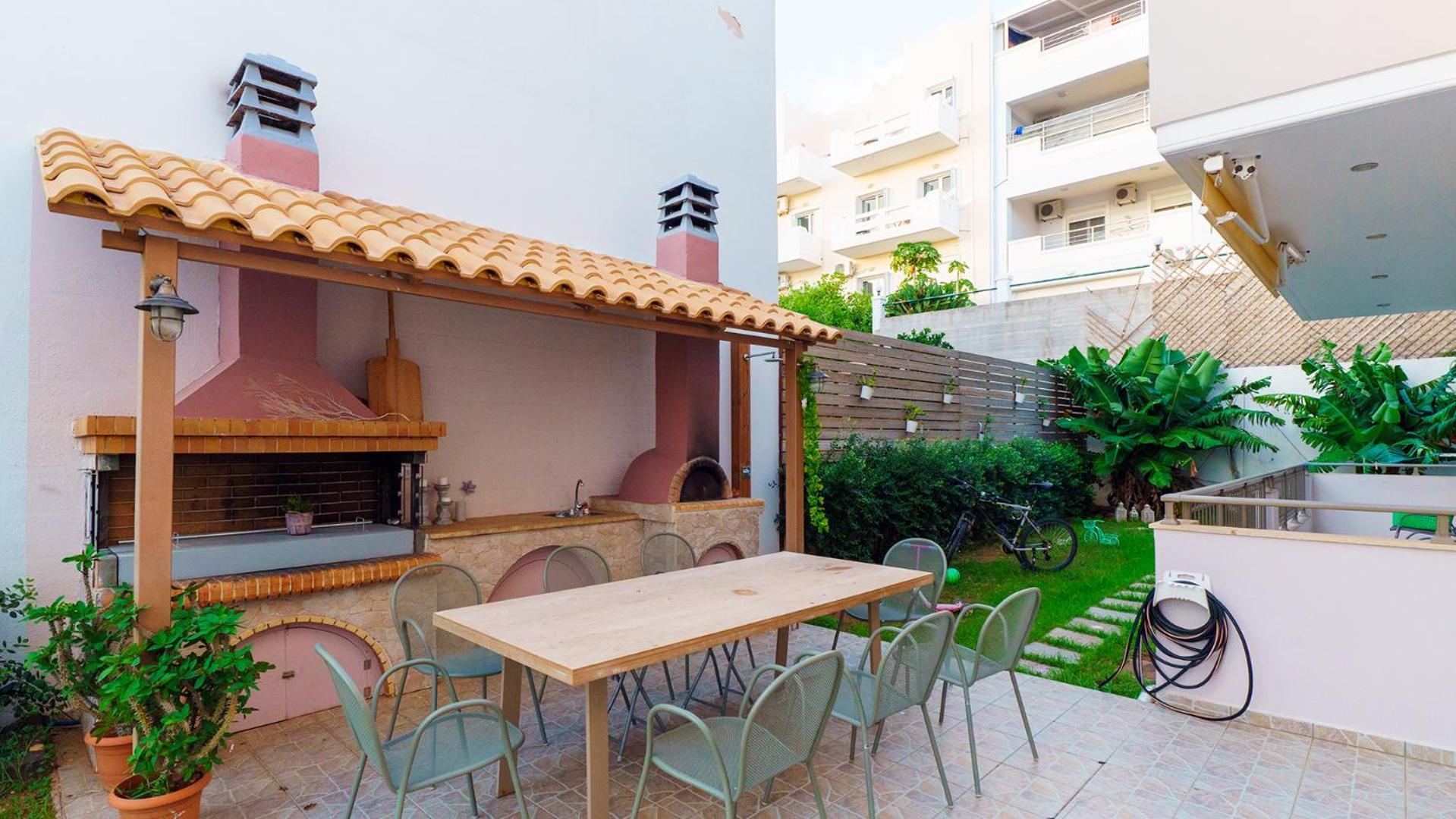Vakakis-Me Apartments Palaiochora Bagian luar foto