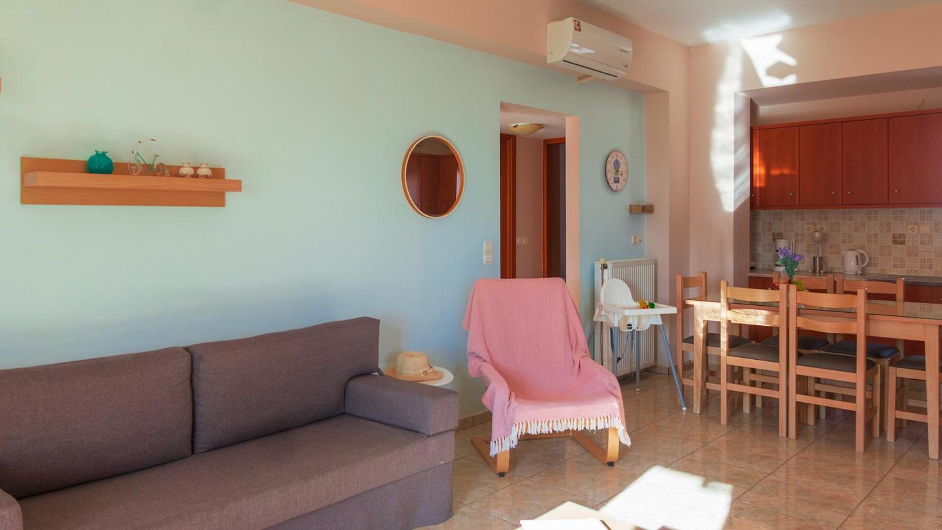 Vakakis-Me Apartments Palaiochora Bagian luar foto