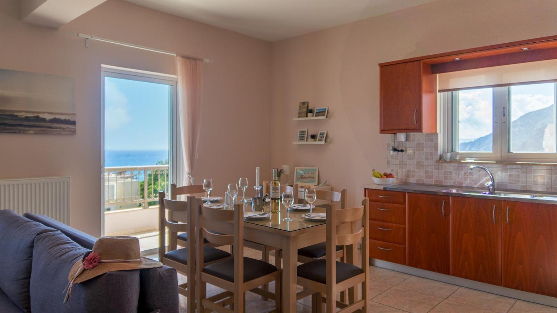 Vakakis-Me Apartments Palaiochora Bagian luar foto
