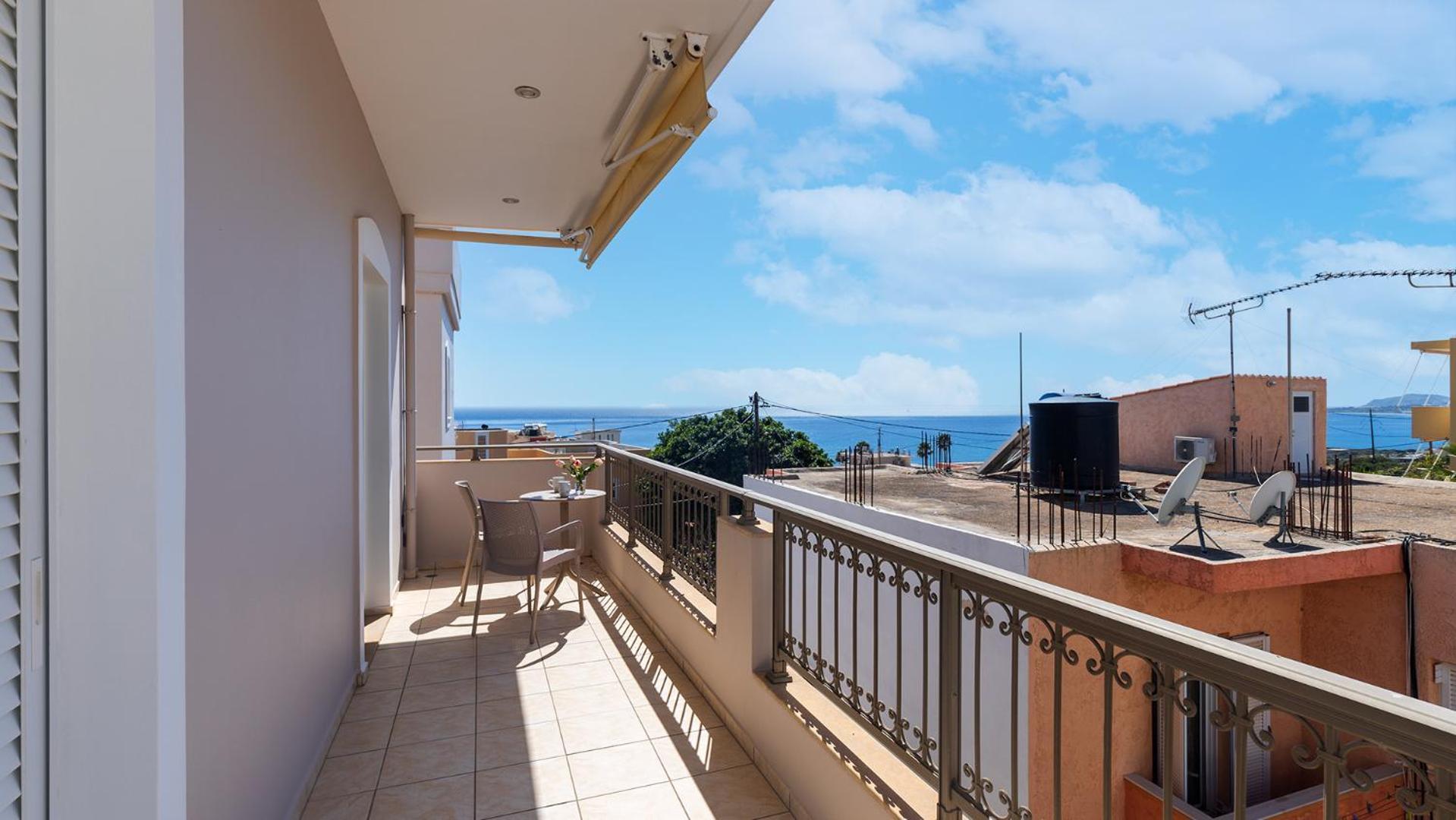 Vakakis-Me Apartments Palaiochora Bagian luar foto